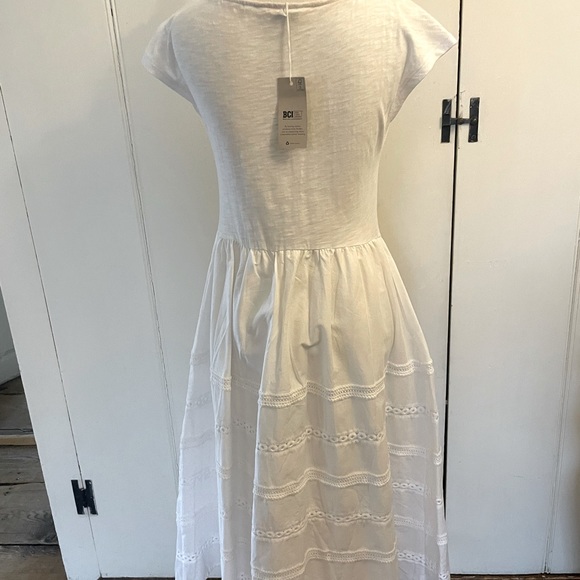 Boden, white, mixed media, cap sleeve dress. - Picture 5 of 10